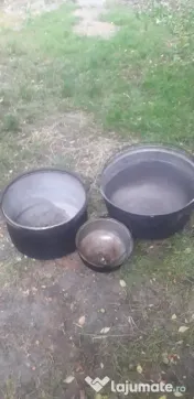 Vand ceaun, tuci fonta 2 buc. si caldare de arama 