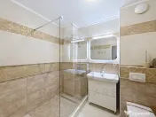 3 camere, bloc nou, garaj, terasa 15 mp, CT, AC, Centru