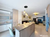 3 camere, bloc nou, garaj, terasa 15 mp, CT, AC, Centru