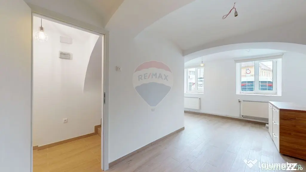 Spațiu comercial | Apartanent de locuit | Centrul vechi ...