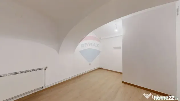 Spațiu comercial | Apartanent de locuit | Centrul vechi ...
