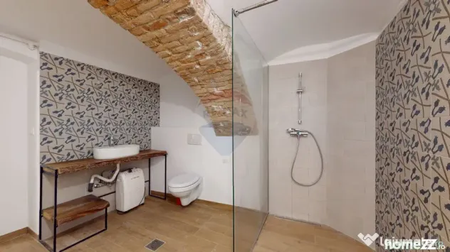 Spațiu comercial | Apartanent de locuit | Centrul vechi ...