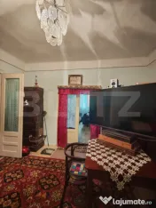 Casa batraneasca renovabila, 1033 mp teren, zona Poiana 