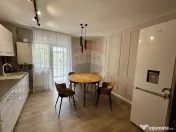 Apartament cu 3 camere de închiriat în zona Sasar 