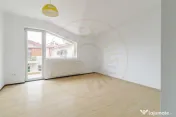 Duplex 4 camere - drum privat 