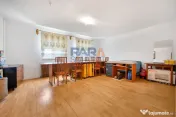 Casă cu 3 dormitoare și 3 băi (mobilată și utilată)