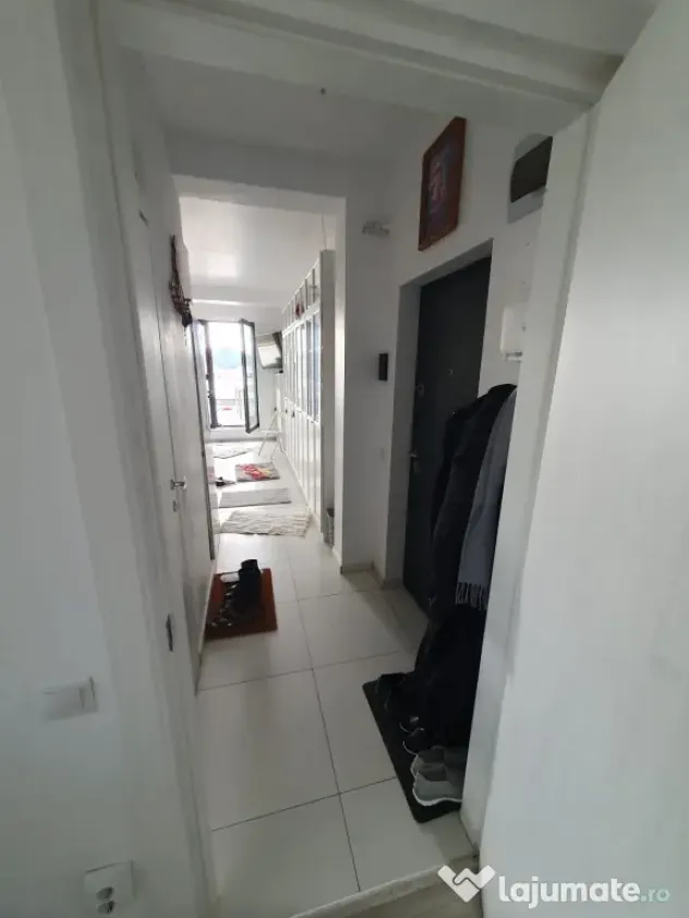 Penthouse luminos 75 mp utili + terasă mare + parcare inclusă_Donath Park