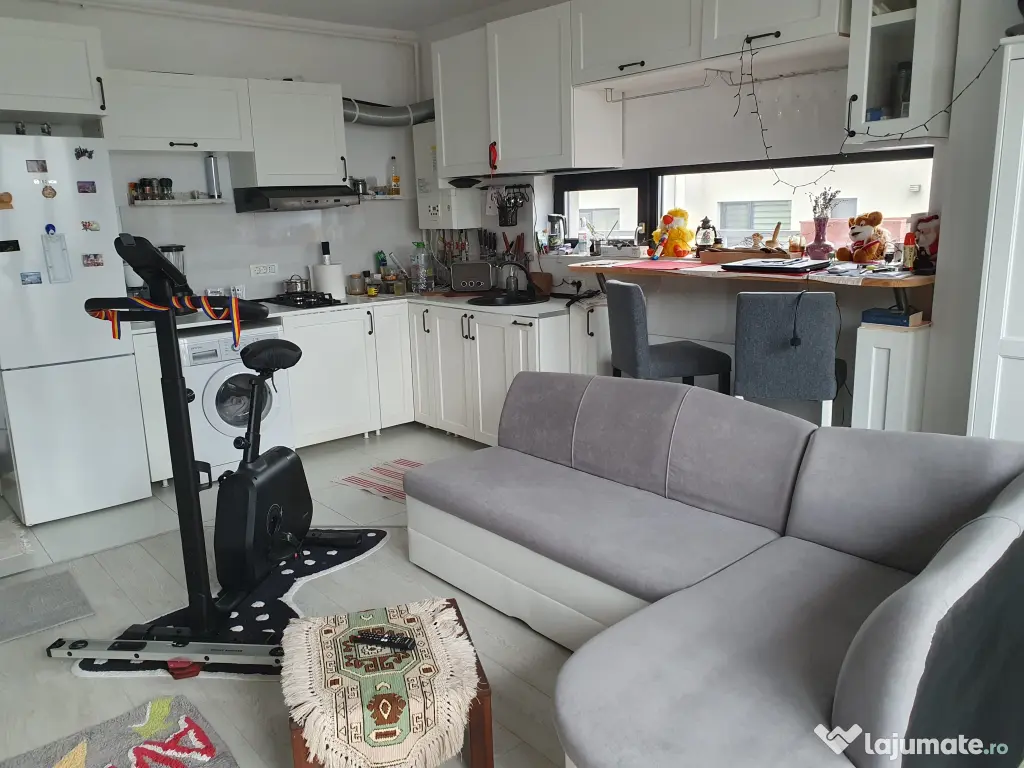 Penthouse luminos 75 mp utili + terasă mare + parcare inclusă_Donath Park