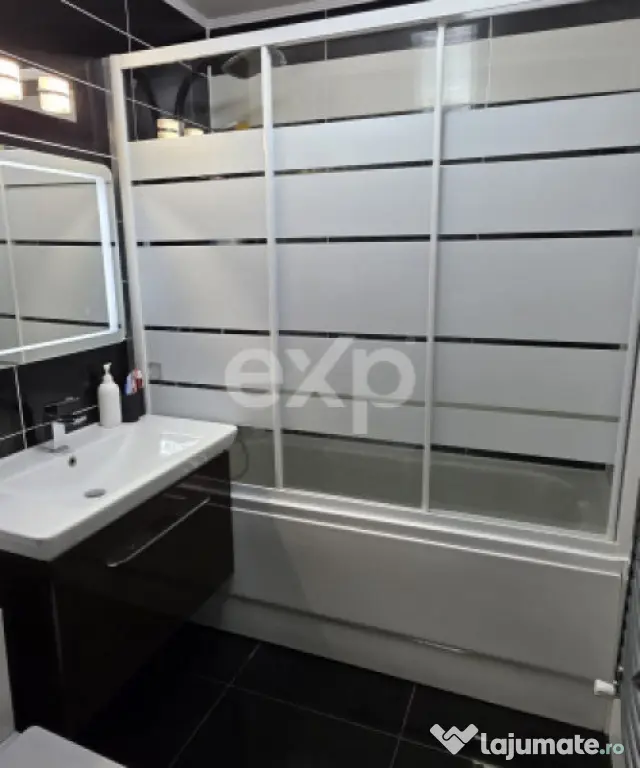 Apartament 3 Camere LUX (transformat în 2) – Renovare 202