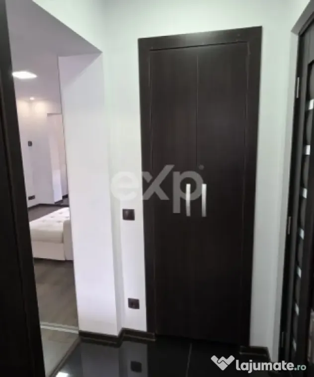 Apartament 3 Camere LUX (transformat în 2) – Renovare 202