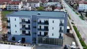 Apartament la cheie cu 2 camere balcon si parcare zona Brana