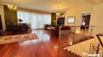 Duplex l Sos.Nordului l Parcare