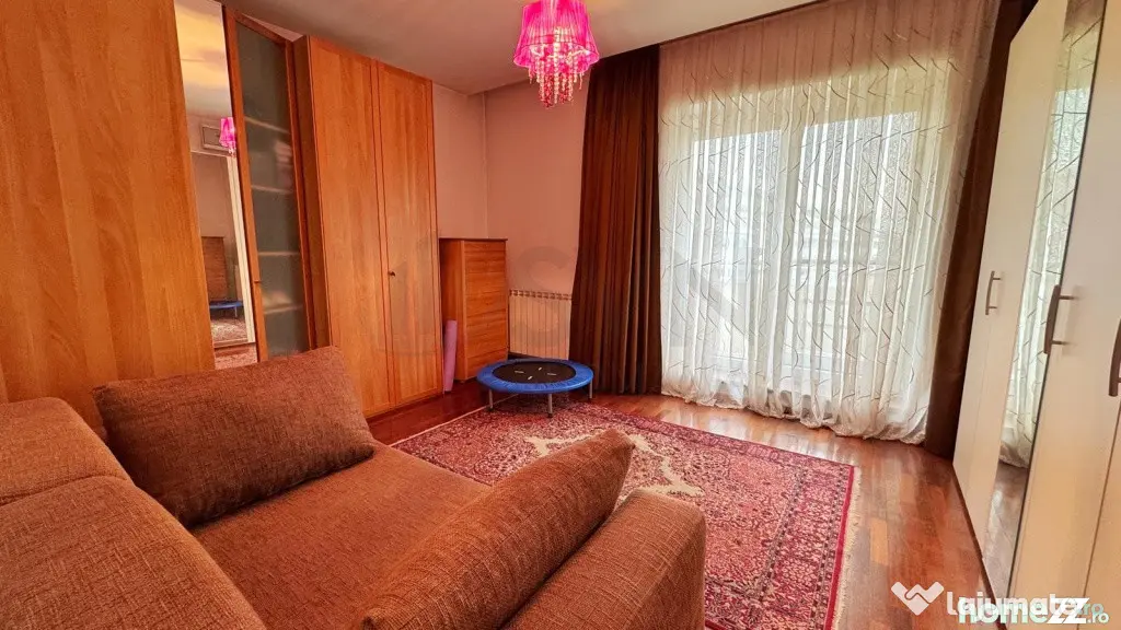 Duplex l Sos.Nordului l Parcare