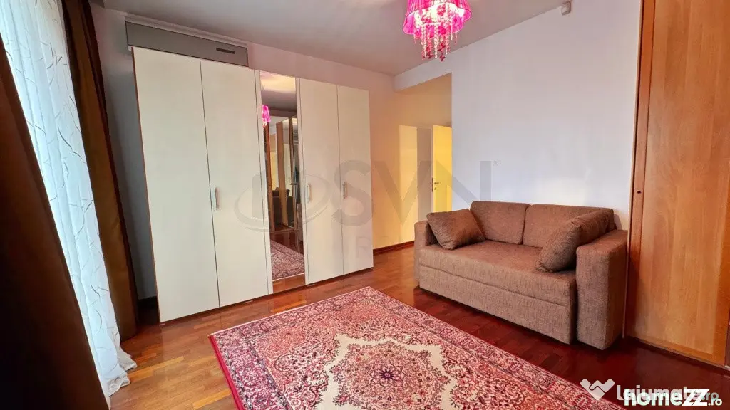 Duplex l Sos.Nordului l Parcare