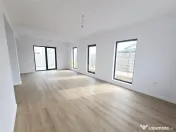 Casa parter- 100m de autobuz- 470mp teren- placa de beton