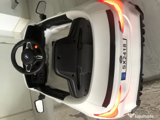Mașinuța electrică BMW M4