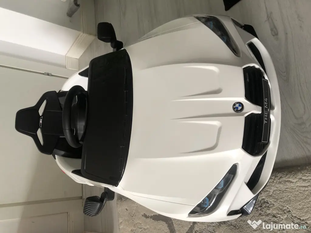 Mașinuța electrică BMW M4