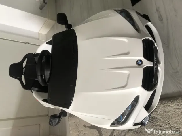 Mașinuța electrică BMW M4