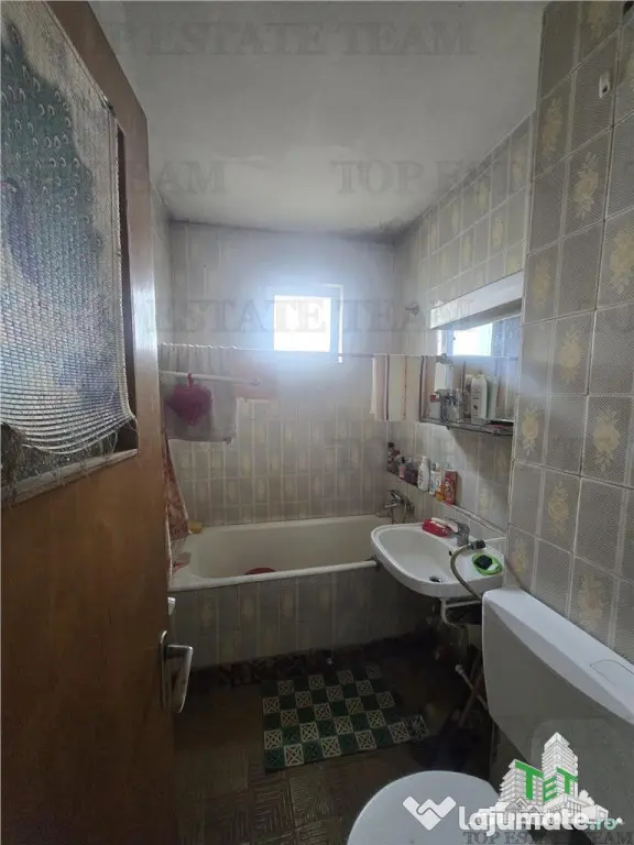 Apartament 3 camere renovabil in cartier Drumul Taberei zona