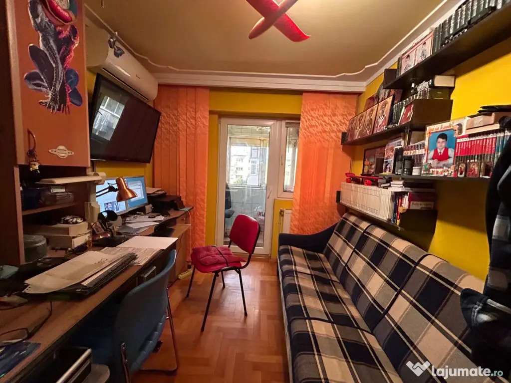Apartament 4 camere - suprafata 81mp - Vidin. etaj 3.