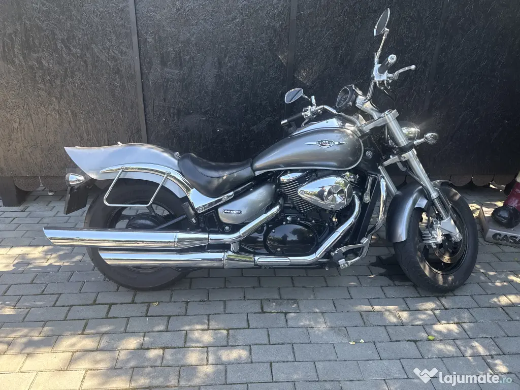 Suzuki Intruder M800