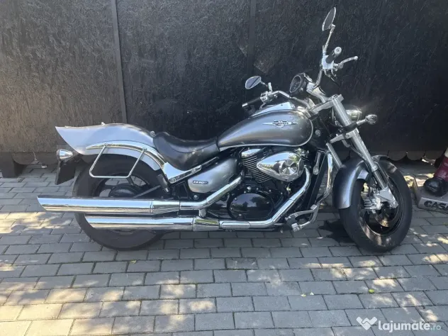 Suzuki Intruder M800
