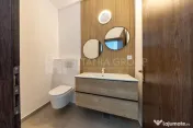 Casa individuala 4 camere, teren de 596 mp, partial mobil...