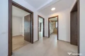 Casa individuala 4 camere, teren de 596 mp, partial mobil...