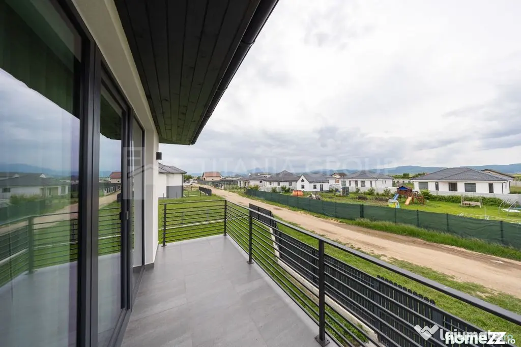 Casa individuala 4 camere, teren de 596 mp, partial mobil... - Cristian (Brasov)