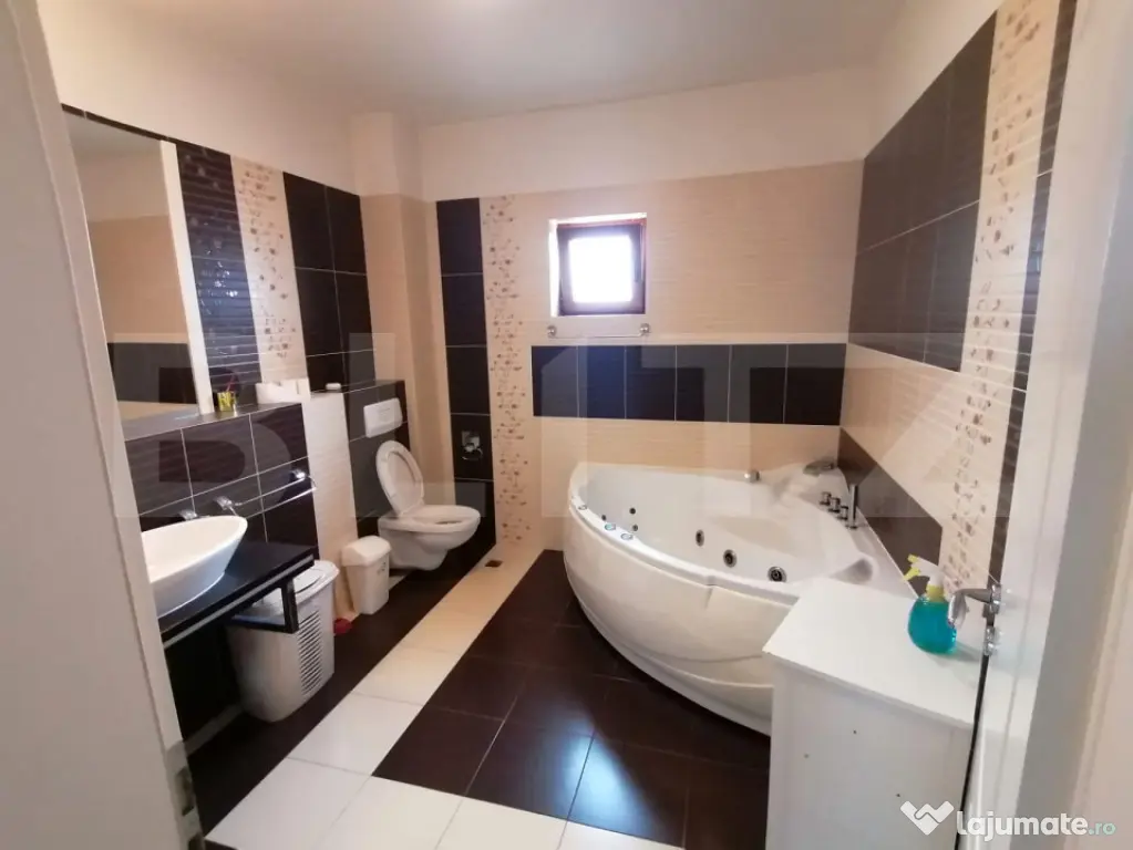 Casa de inchiriat,8 camere +, nemobilata, Gruia