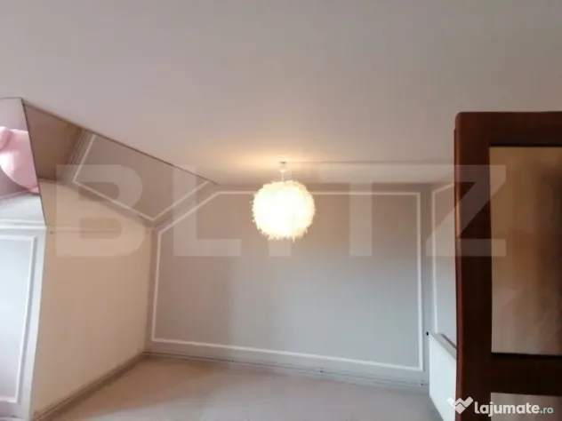 Casa de inchiriat,8 camere +, nemobilata, Gruia