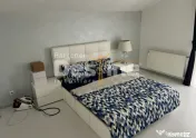 Inchiriez apartament 4 camere 