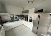 Inchiriez apartament 4 camere 