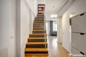 Apartament spațios de 4 camere cu loc de parcare, Calea Că