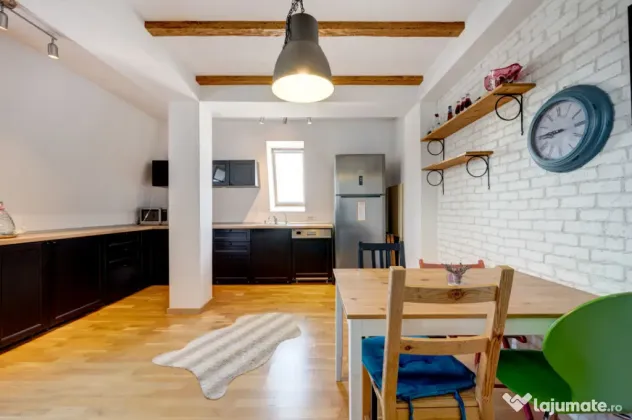 Apartament spațios de 4 camere cu loc de parcare, Calea Că