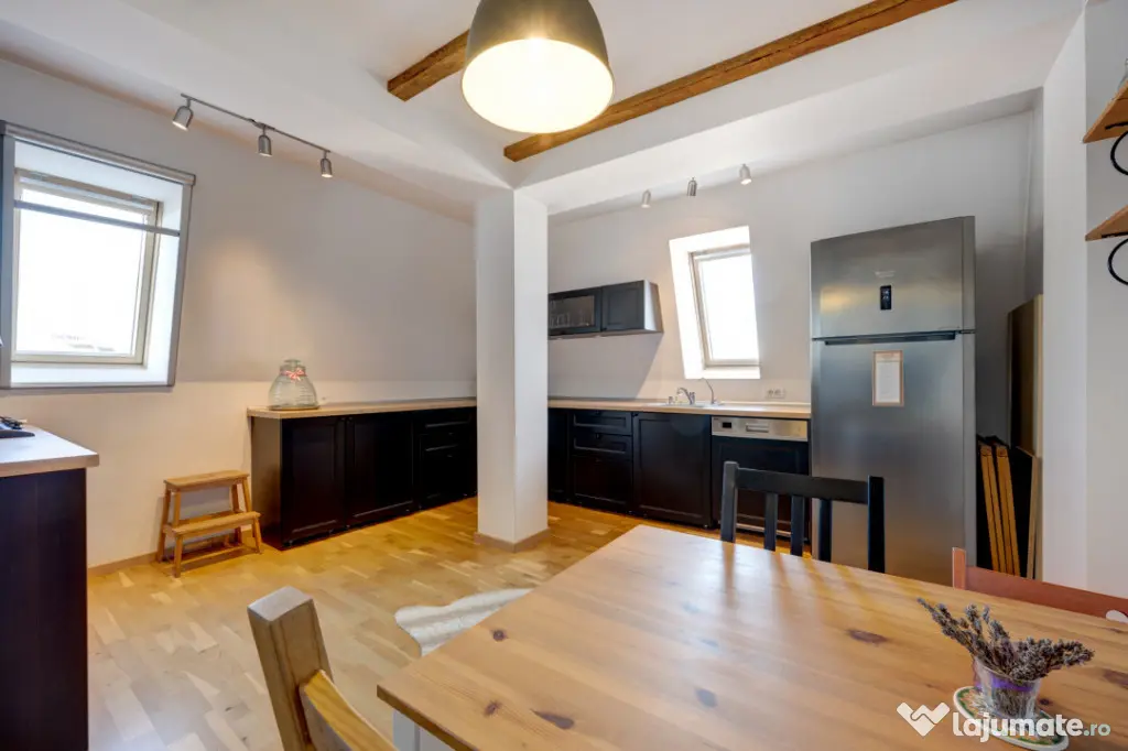 Apartament spațios de 4 camere cu loc de parcare, Calea Că