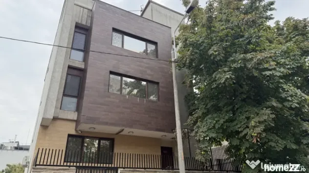 Calea Mosilor l Ideal investitie l Bloc cu 5 apartamente