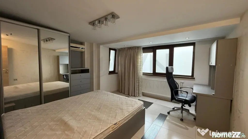 Calea Mosilor l Ideal investitie l Bloc cu 5 apartamente