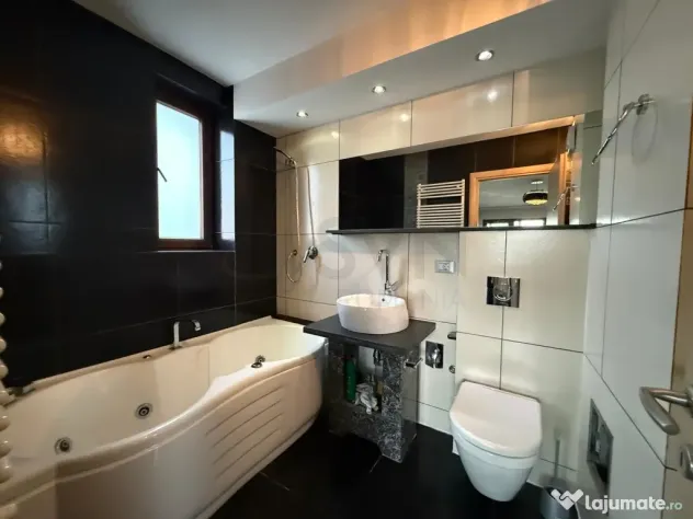 Calea Mosilor l Ideal investitie l Bloc cu 5 apartamente
