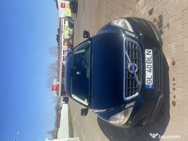 Volvo XC 60 2.0 cutie Automata(motor 5 cilindri Volvo)