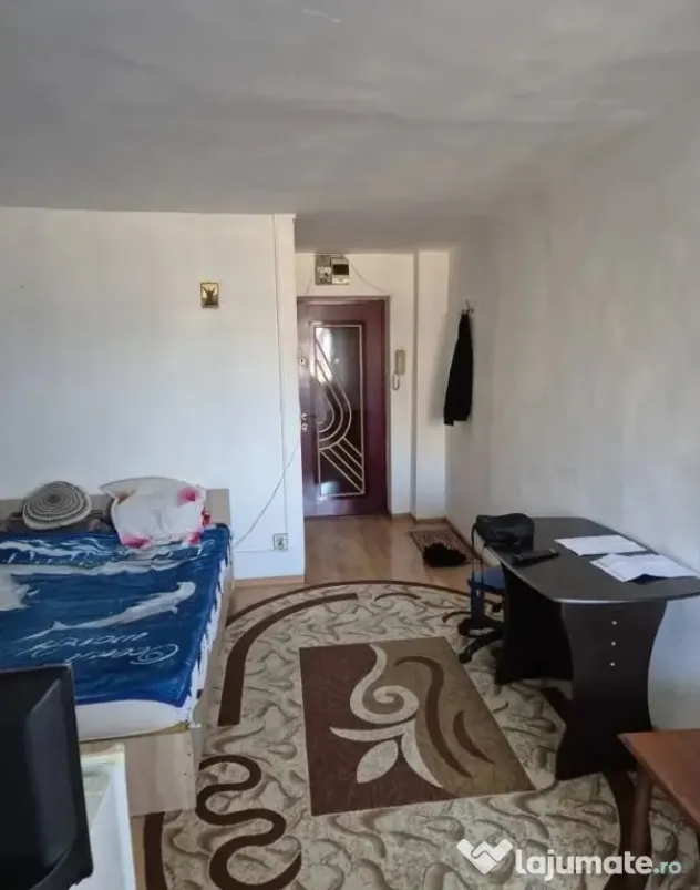 230 euro! Garsoniera - Gara Nicolina