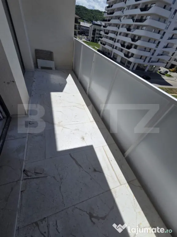 Apartament 2 camere, FINISAT, terasa, CF, Zona Centrala !
