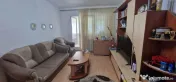Doua camere transformat in 3 camere.