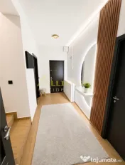 Casa individuala premium cu piscina, panouri fotovoltaice si 