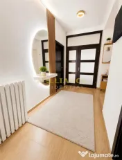 Casa individuala premium cu piscina, panouri fotovoltaice si 