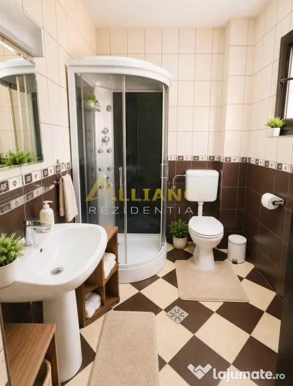 Casa individuala premium cu piscina, panouri fotovoltaice si