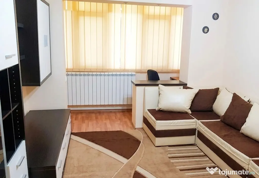 Inchiriez Decomandat 2 camere zona Gara Nicolina -Cantemir I Persoană fizică