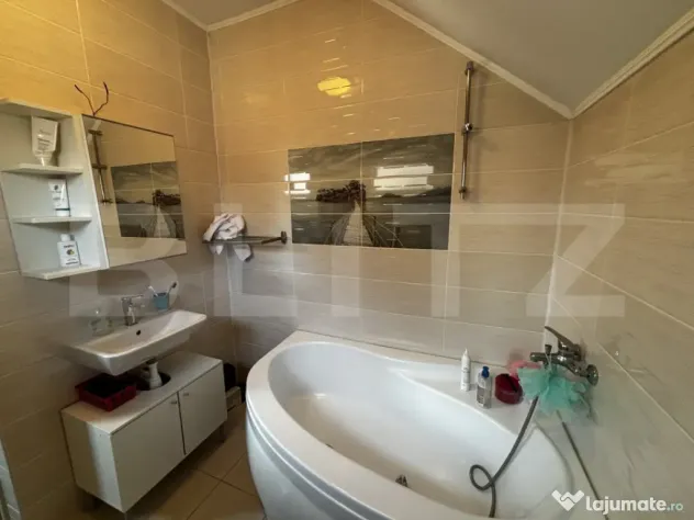 Casă modernă P+1+pod mansardabil, 336 mpc, teren 336 mp, A