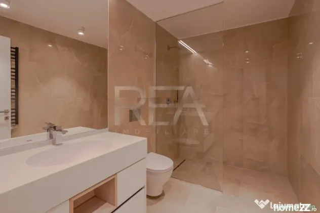 Duplex 310 mp, 4 camere + dining, One Herastrau Towers - Bucuresti (Bucuresti-Ilfov)