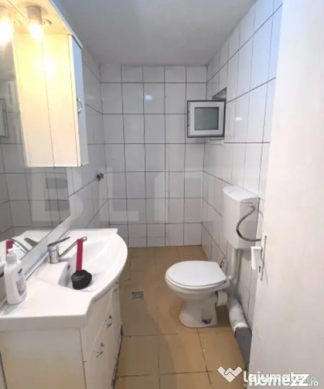 Spațiu comercial de vânzare, 195 mp utili, 500 mp teren, z - Alba Iulia (Alba)